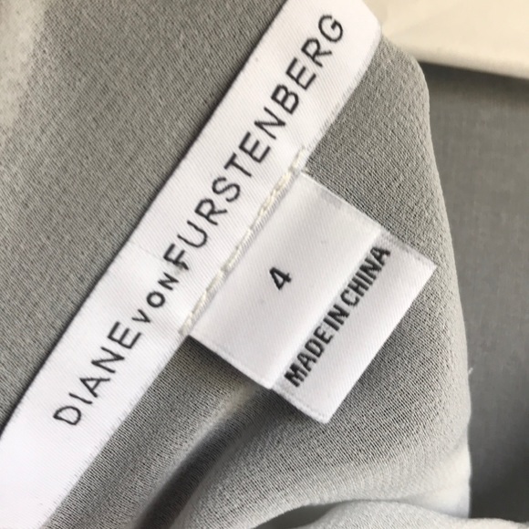 Diane Von Furstenberg top, size small - Picture 4 of 4